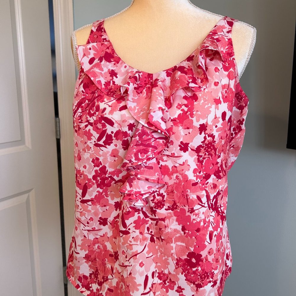 Women's sleeveless top